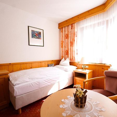 Hotel Buentali Galtuer Exterior photo